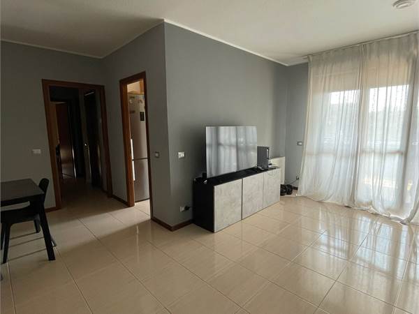 Appartamento in affitto in centro - L.1064